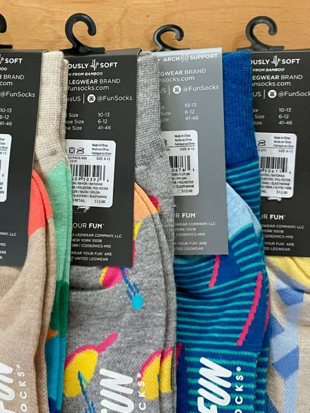 FUN Socks (6) pairs Novelty Nostalgic Dress Socks Mens 6-12 US 10-13 NEW - Picture 6 of 6